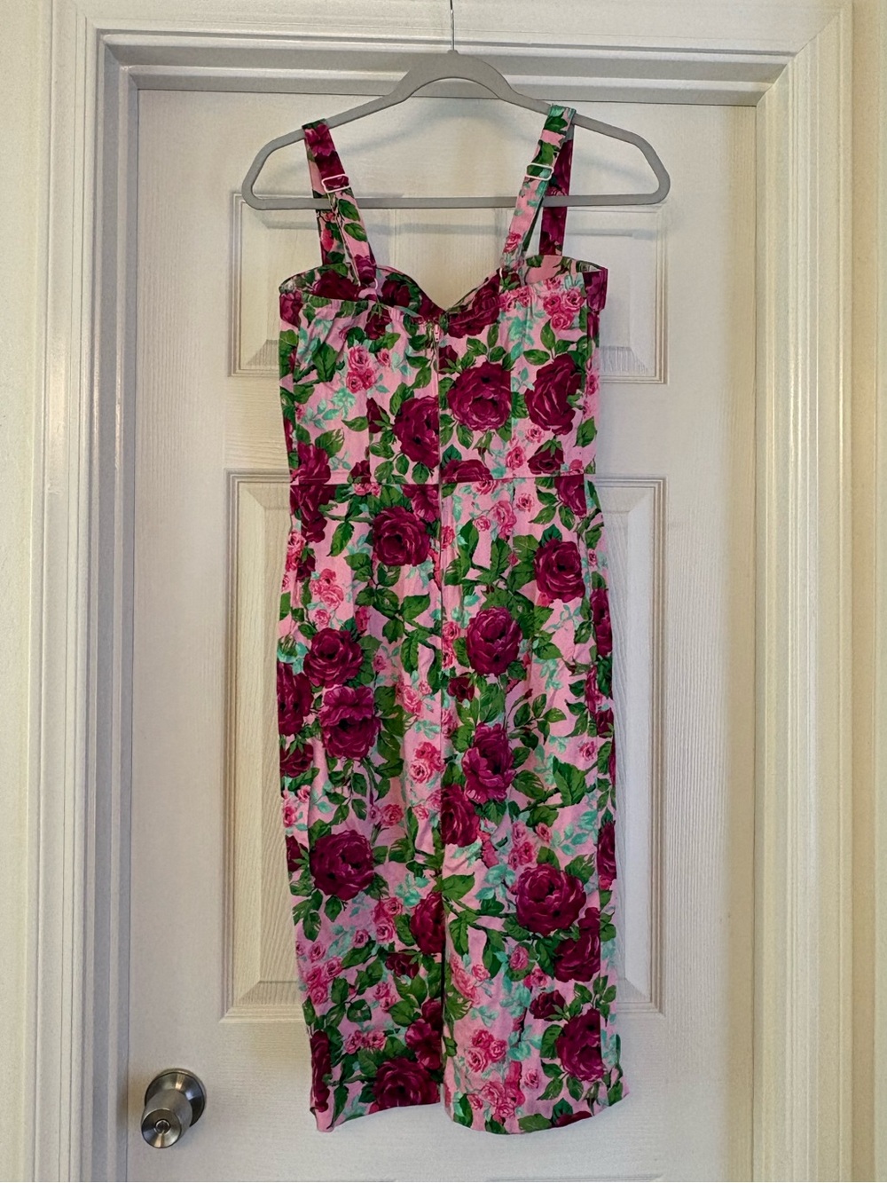 Floral Vamp Dress in Baton Rouge - Picture 3 of 4